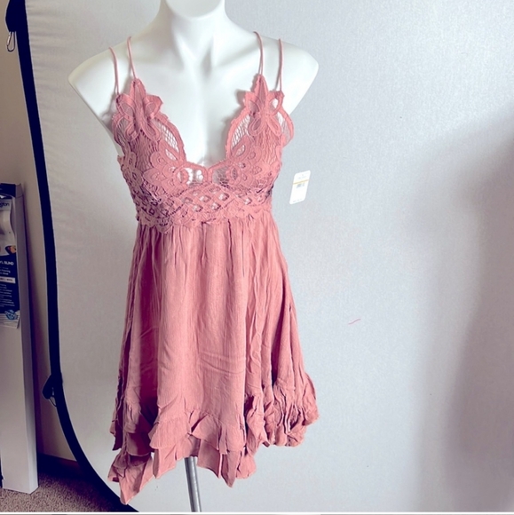 ADELLA SLIP DRESS WOMEN SIZE S ROSE NWT - Picture 2 of 8